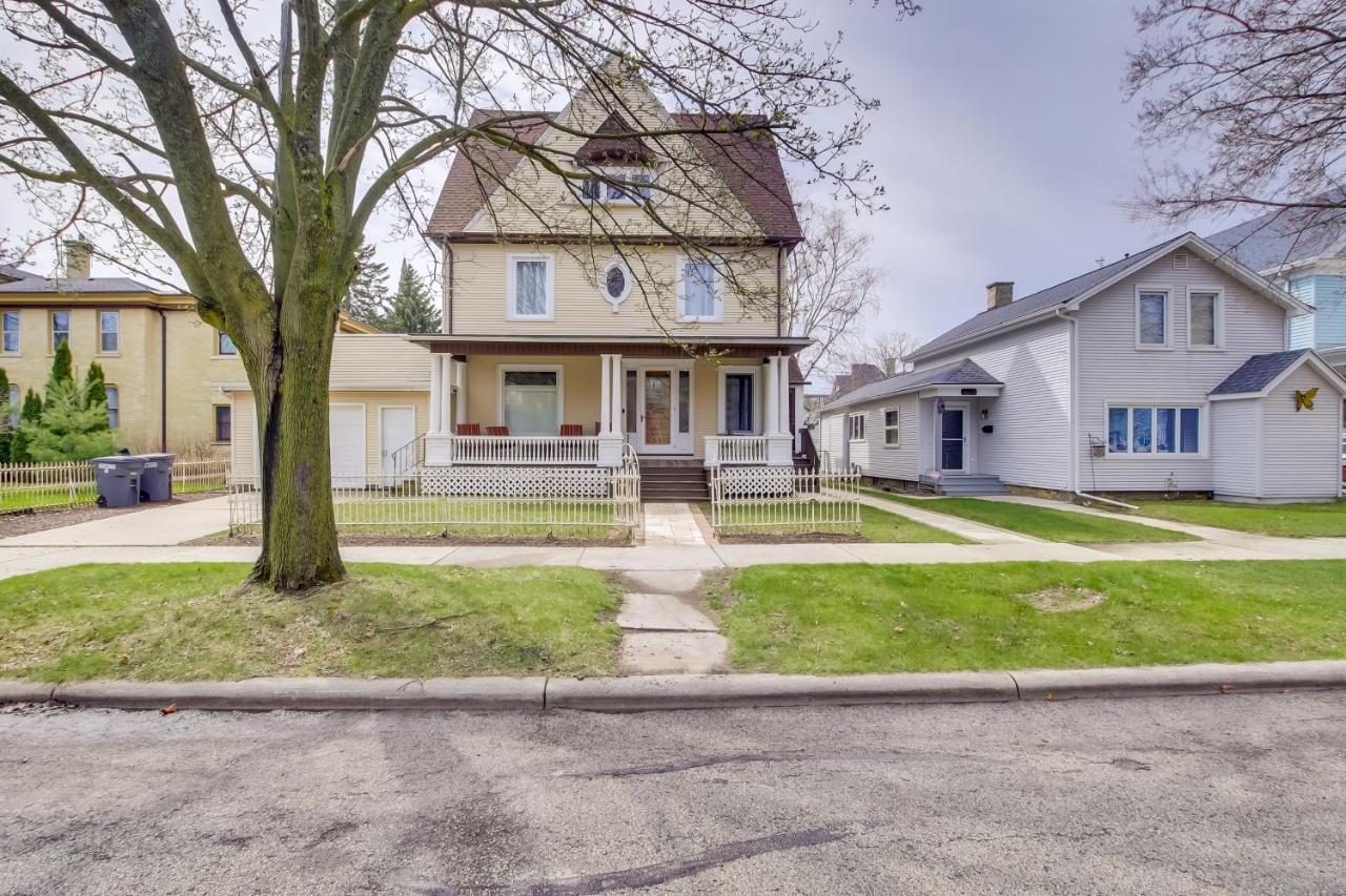 Updated Sheboygan Home With Porch Less Than 1 Mi To Beach Екстер'єр фото