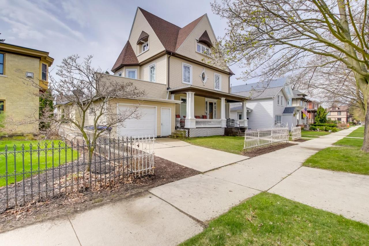 Updated Sheboygan Home With Porch Less Than 1 Mi To Beach Екстер'єр фото
