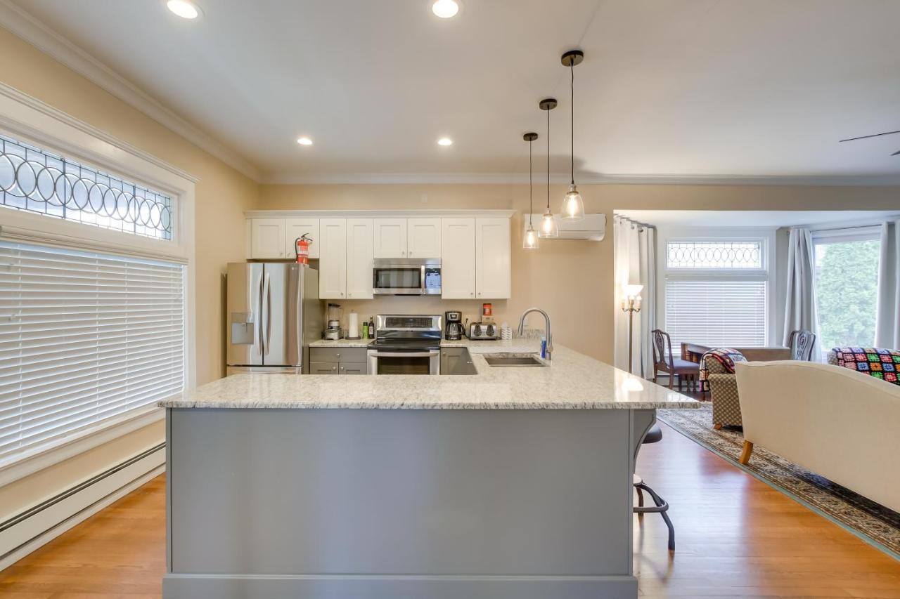 Updated Sheboygan Home With Porch Less Than 1 Mi To Beach Екстер'єр фото